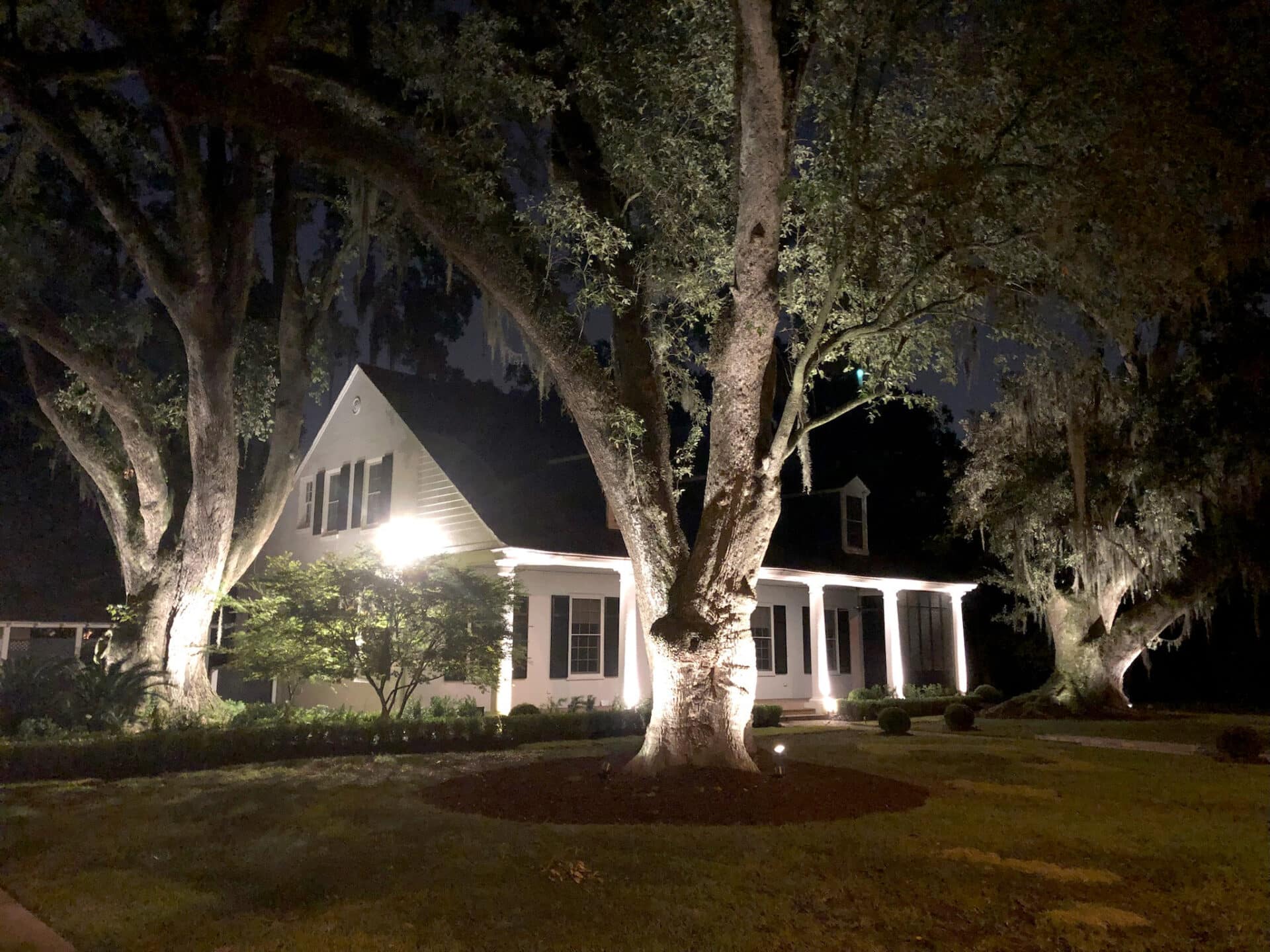 Williamson Home Landscape Design & Lighting Services Baton Rouge